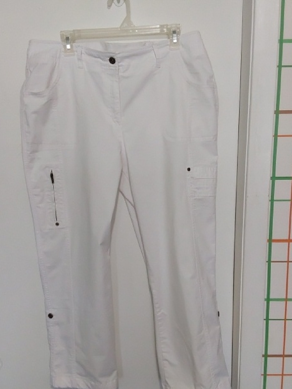 ALIA White Utility Cargo Pants